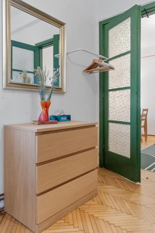 11 Apartments Bukarest Eksteriør billede
