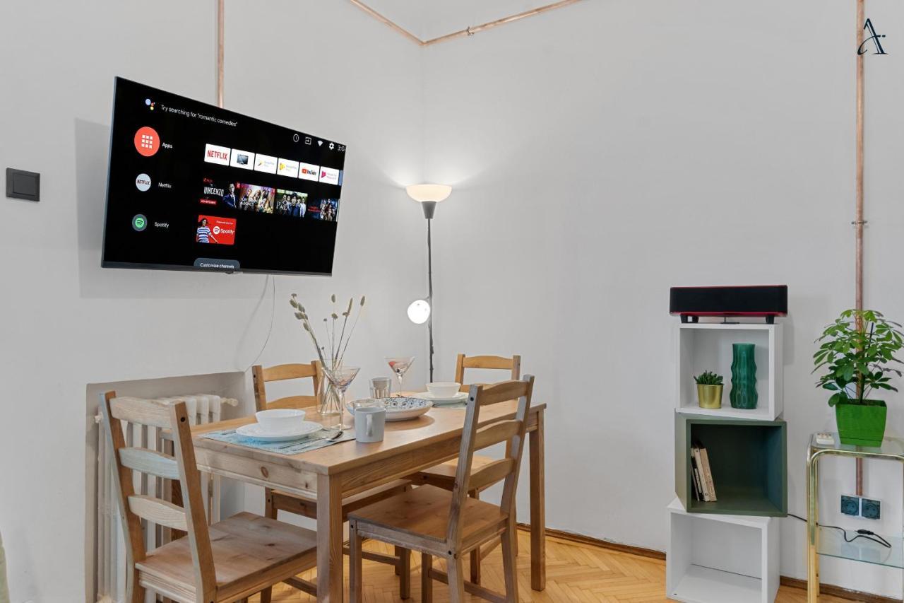 11 Apartments Bukarest Eksteriør billede