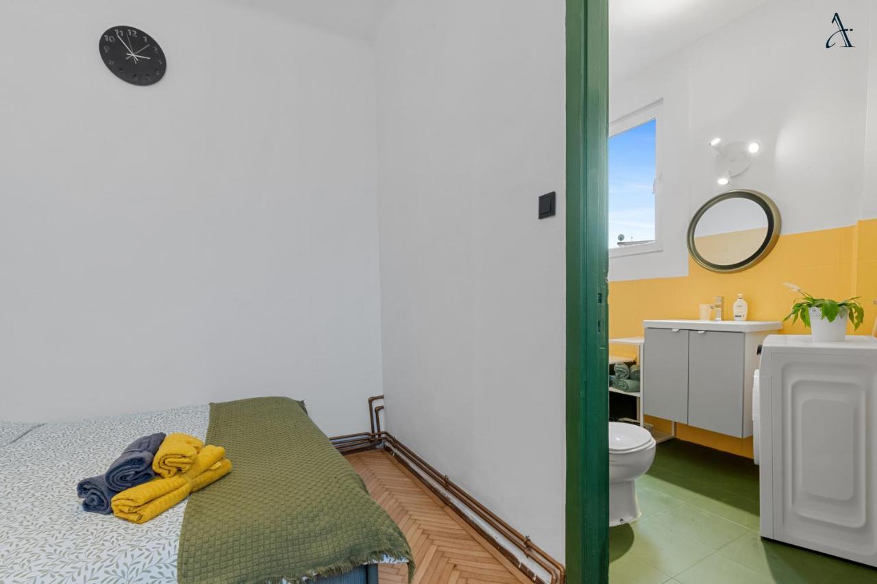 11 Apartments Bukarest Eksteriør billede